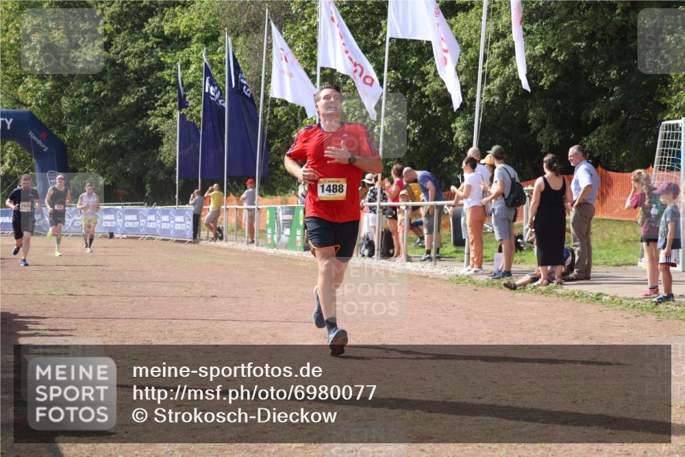 08.09.2024 - Airport Race Strokosch-Dieckow http://msf.ph/oto/6980077 08.09.2024 12:14:20 Ziel 137, 397, 615, 809, 1116, 1488, 2521, 2535, 3037, 3146 meine-sportfotos.de