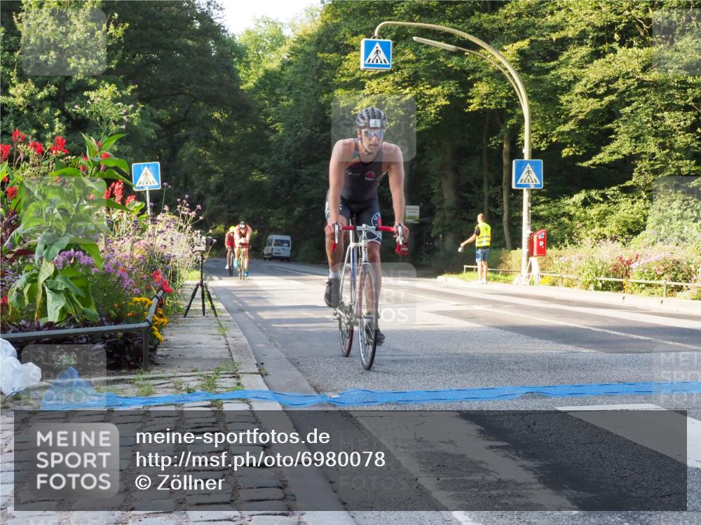 08.09.2024 - Stadtparktriathlon Zöllner http://msf.ph/oto/6980078 08.09.2024 08:59:06 Radfahren 3, 8, 10 meine-sportfotos.de