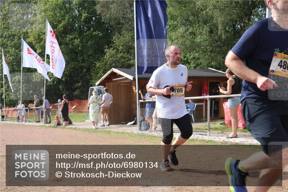 08.09.2024 - Airport Race Strokosch-Dieckow http://msf.ph/oto/6980134 08.09.2024 12:42:34 Ziel 126, 480, 490, 599, 705, 1233 meine-sportfotos.de