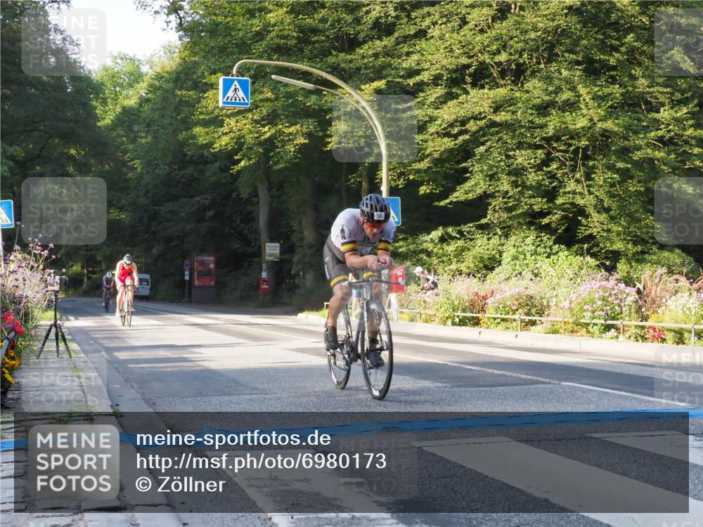 08.09.2024 - Stadtparktriathlon Zöllner http://msf.ph/oto/6980173 08.09.2024 08:59:50 Radfahren 7, 13, 58 meine-sportfotos.de