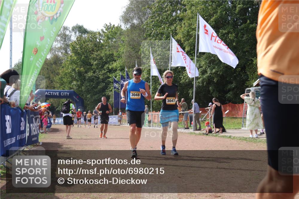 08.09.2024 - Airport Race Strokosch-Dieckow http://msf.ph/oto/6980215 08.09.2024 12:42:45 Ziel 438, 599, 3047, 3048 meine-sportfotos.de