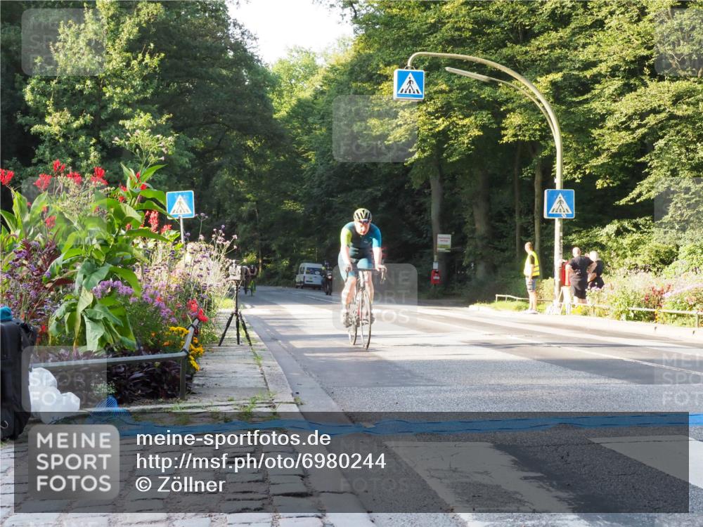 08.09.2024 - Stadtparktriathlon Zöllner http://msf.ph/oto/6980244 08.09.2024 09:01:06 Radfahren 16, 38, 64, 114 meine-sportfotos.de
