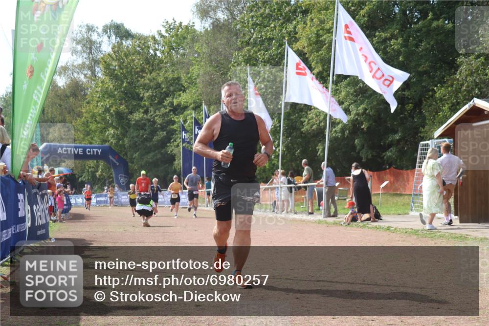 08.09.2024 - Airport Race Strokosch-Dieckow http://msf.ph/oto/6980257 08.09.2024 12:42:50 Ziel 43, 661, 990 meine-sportfotos.de