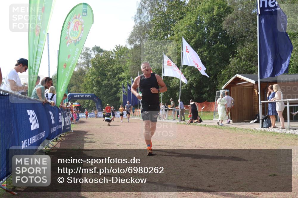 08.09.2024 - Airport Race Strokosch-Dieckow http://msf.ph/oto/6980262 08.09.2024 12:42:50 Ziel 43, 661, 990 meine-sportfotos.de
