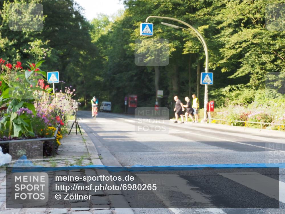 08.09.2024 - Stadtparktriathlon Zöllner http://msf.ph/oto/6980265 08.09.2024 09:01:16 Radfahren 16, 65, 126 meine-sportfotos.de