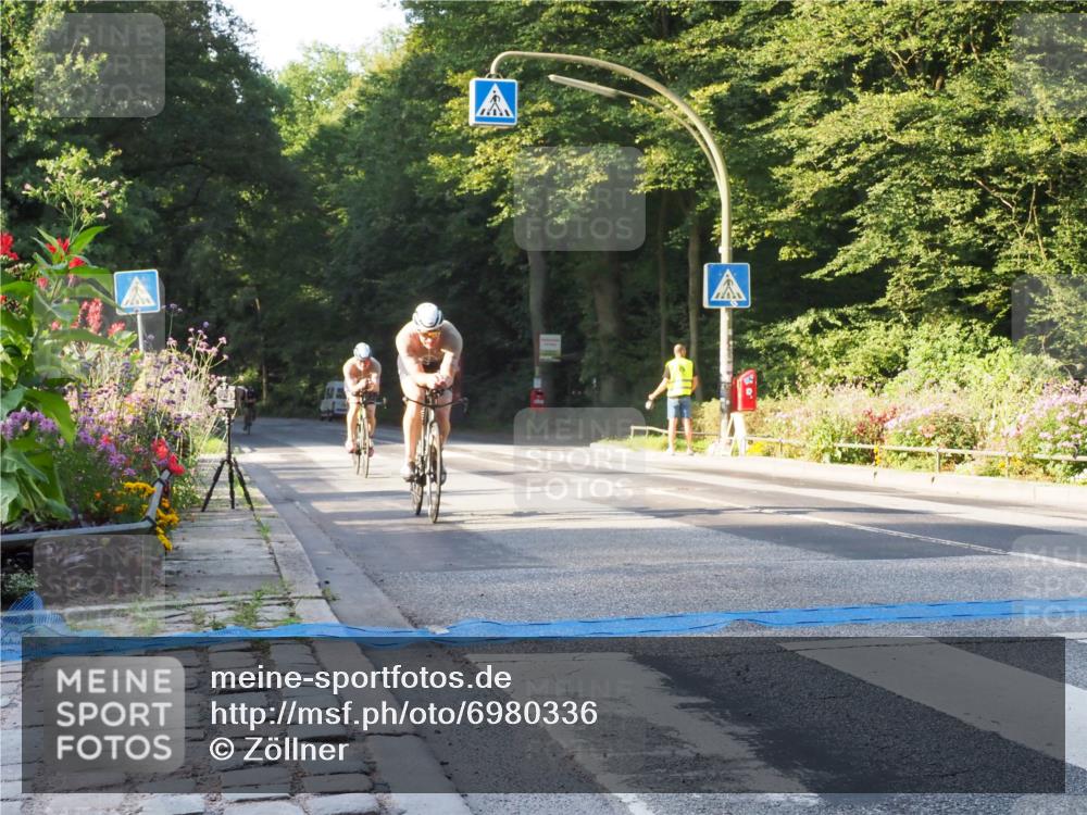 08.09.2024 - Stadtparktriathlon Zöllner http://msf.ph/oto/6980336 08.09.2024 09:02:24 Radfahren 48, 51, 92, 99, 102 meine-sportfotos.de