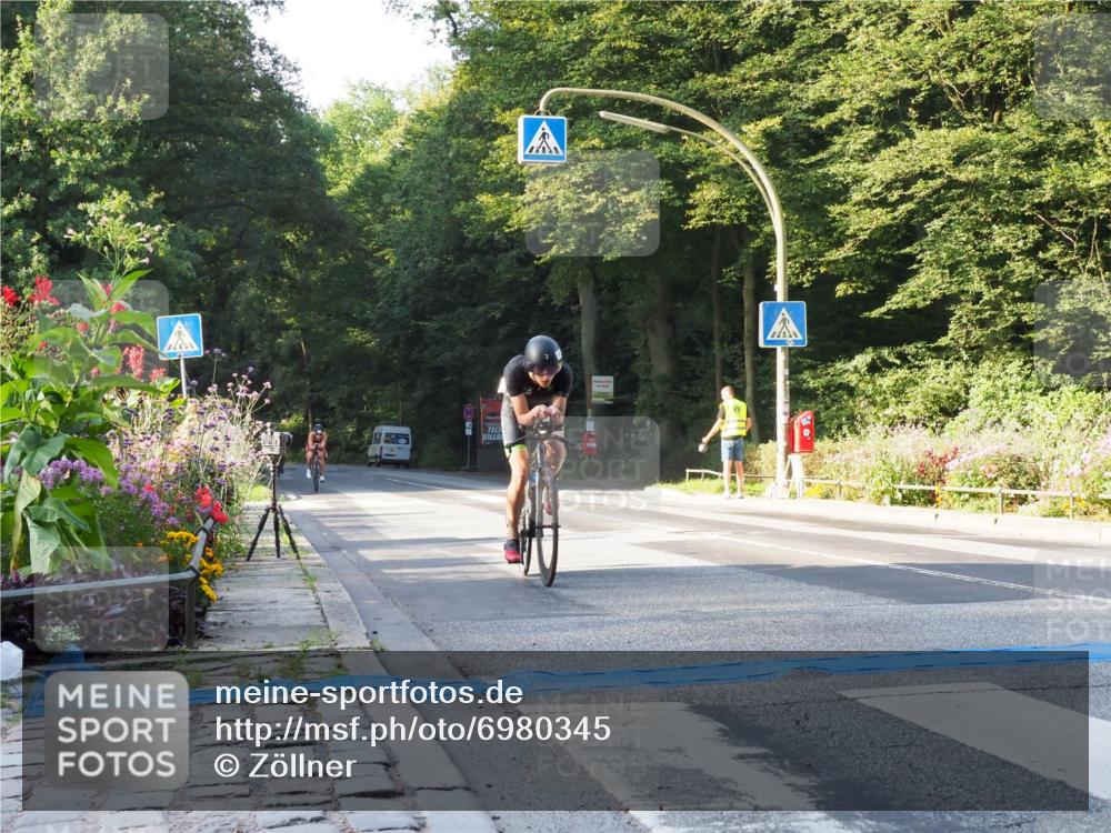 08.09.2024 - Stadtparktriathlon Zöllner http://msf.ph/oto/6980345 08.09.2024 09:02:28 Radfahren 22, 33, 48, 51, 92, 99, 102 meine-sportfotos.de