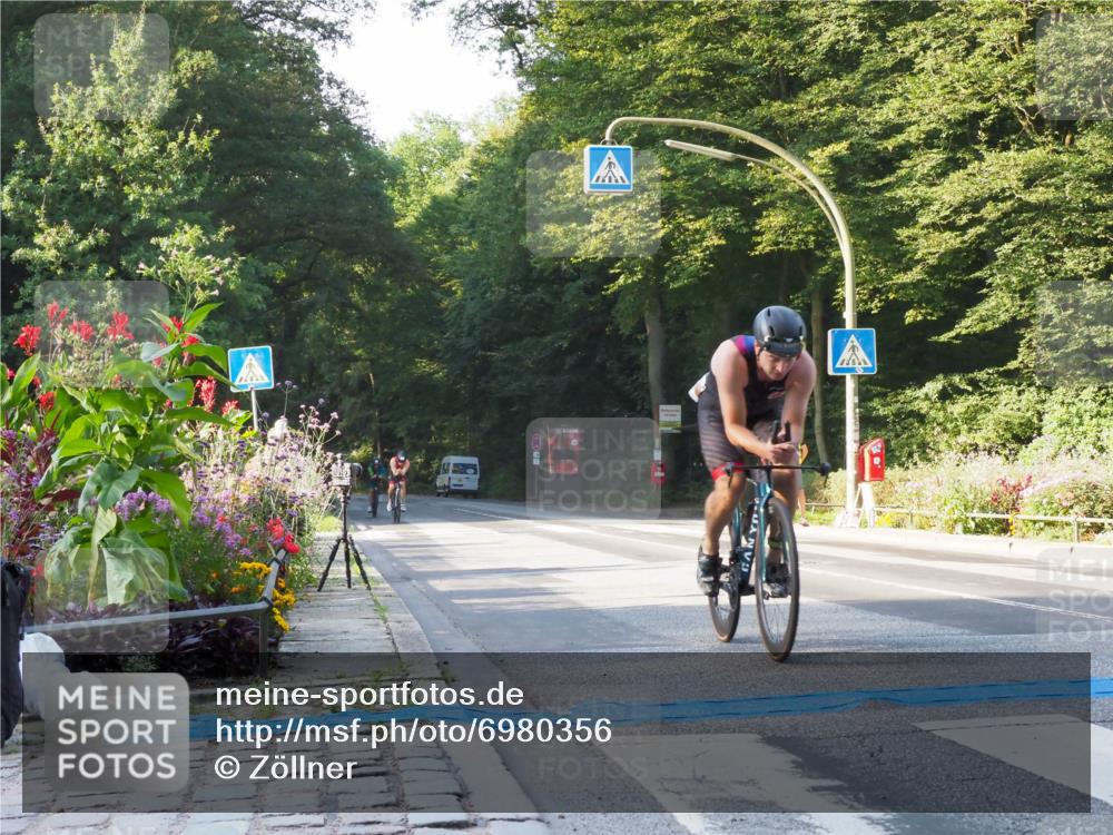 08.09.2024 - Stadtparktriathlon Zöllner http://msf.ph/oto/6980356 08.09.2024 09:02:36 Radfahren 22, 33, 50, 62, 75, 102 meine-sportfotos.de