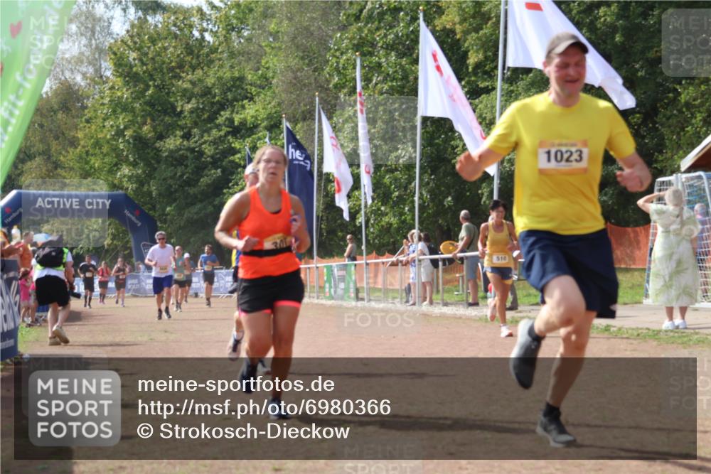 08.09.2024 - Airport Race Strokosch-Dieckow http://msf.ph/oto/6980366 08.09.2024 12:43:06 Ziel 307, 381, 420, 1023 meine-sportfotos.de
