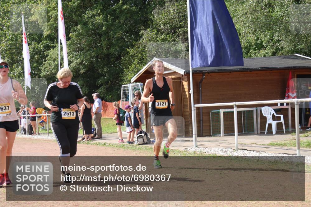 08.09.2024 - Airport Race Strokosch-Dieckow http://msf.ph/oto/6980367 08.09.2024 12:14:51 Ziel 216, 396, 2513, 2637, 2794, 2849, 3121 meine-sportfotos.de