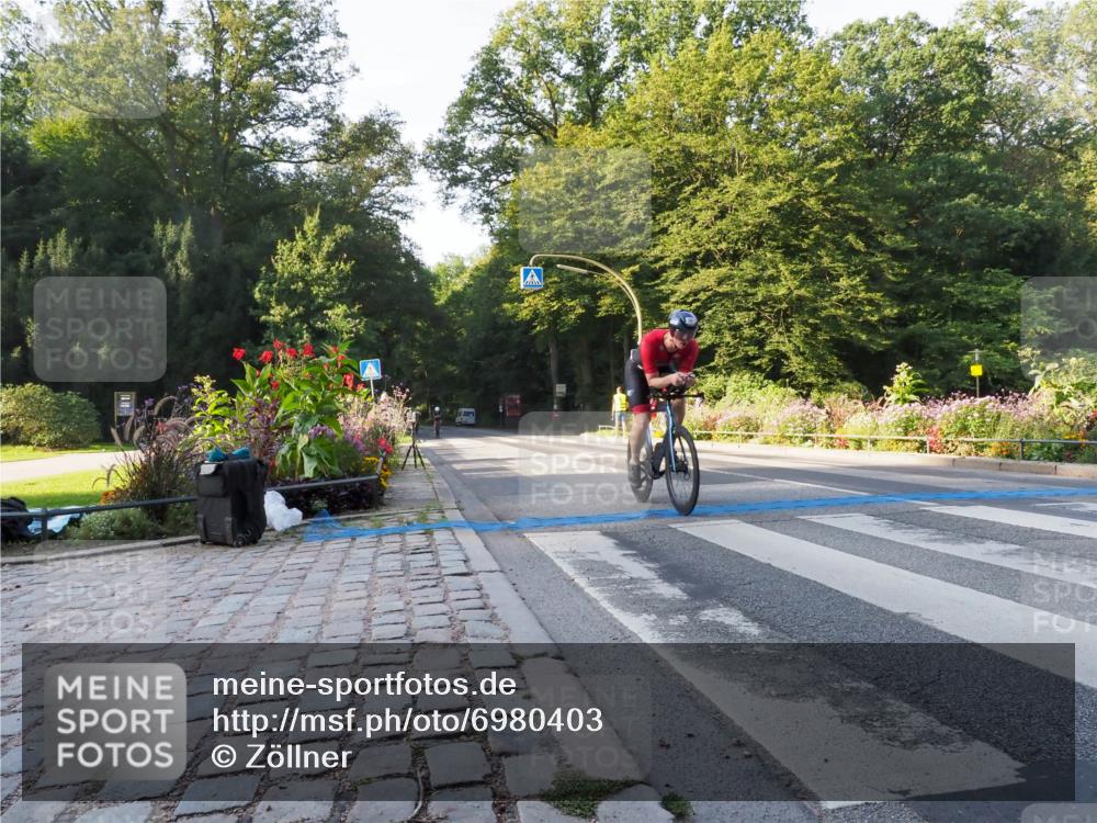 08.09.2024 - Stadtparktriathlon Zöllner http://msf.ph/oto/6980403 08.09.2024 09:03:05 Radfahren 32, 39, 78, 93, 110, 115, 120, 123 meine-sportfotos.de