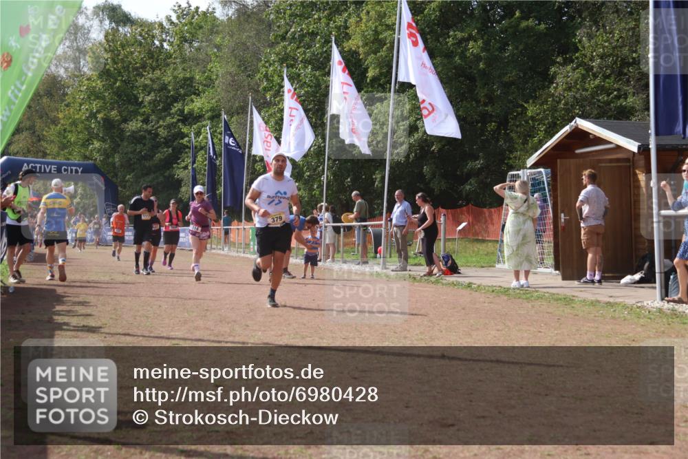 08.09.2024 - Airport Race Strokosch-Dieckow http://msf.ph/oto/6980428 08.09.2024 12:43:15 Ziel 114, 379, 569, 622, 1117, 1270, 1503 meine-sportfotos.de