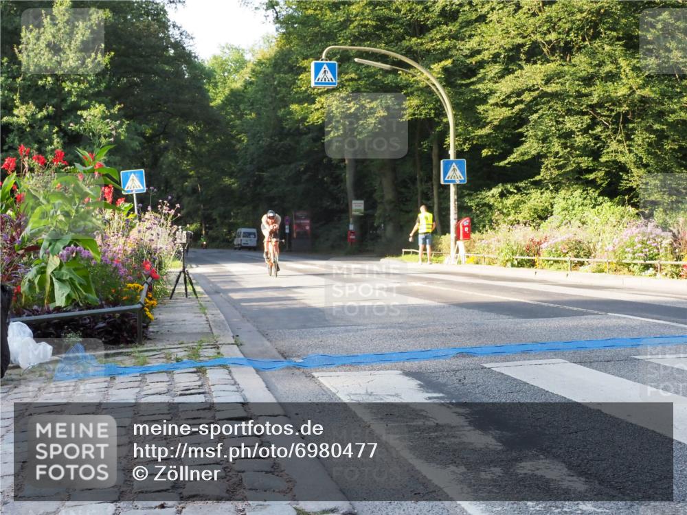 08.09.2024 - Stadtparktriathlon Zöllner http://msf.ph/oto/6980477 08.09.2024 09:03:37 Radfahren 2, 53, 66, 109, 127 meine-sportfotos.de