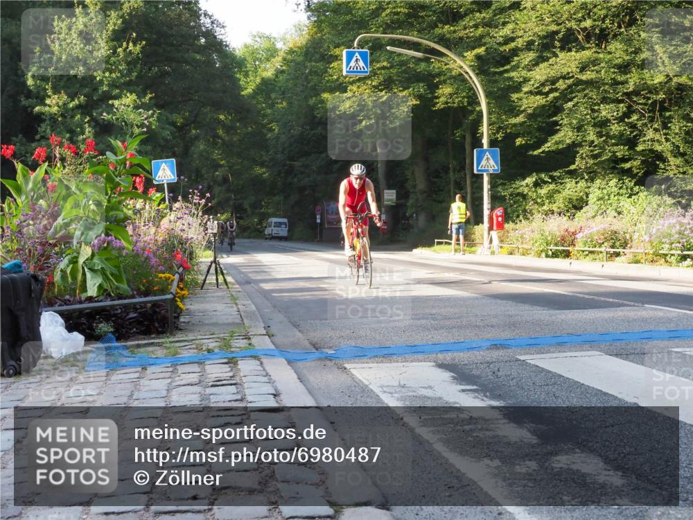 08.09.2024 - Stadtparktriathlon Zöllner http://msf.ph/oto/6980487 08.09.2024 09:03:44 Radfahren 2, 15, 25, 26, 80, 94, 109 meine-sportfotos.de