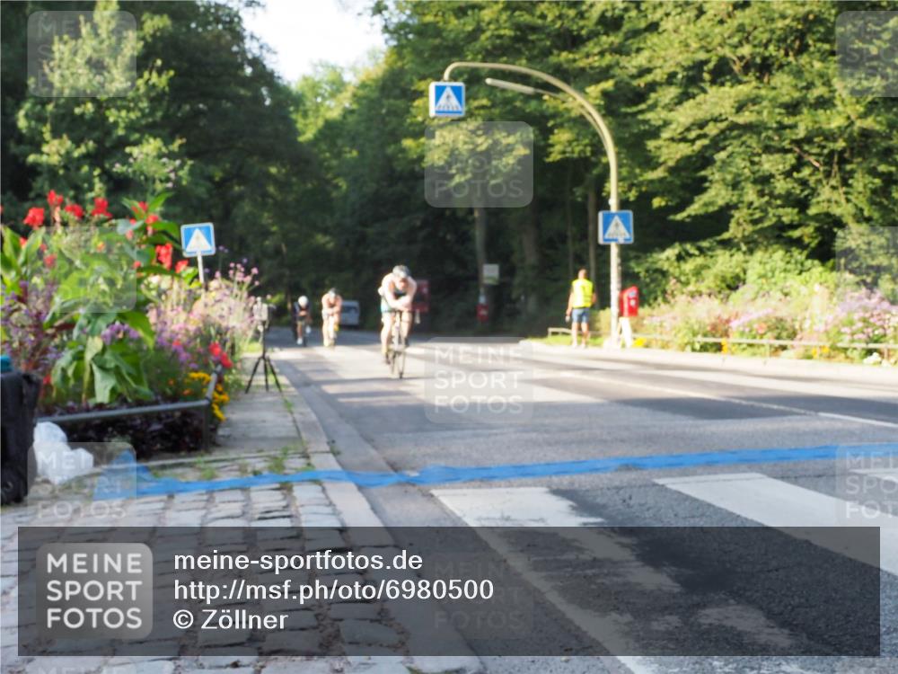 08.09.2024 - Stadtparktriathlon Zöllner http://msf.ph/oto/6980500 08.09.2024 09:03:46 Radfahren 2, 15, 21, 25, 26, 44, 63, 80, 94, 109 meine-sportfotos.de
