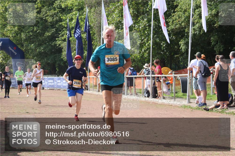 08.09.2024 - Airport Race Strokosch-Dieckow http://msf.ph/oto/6980516 08.09.2024 12:15:22 Ziel 175, 218, 1290, 2590, 2615, 3085 meine-sportfotos.de