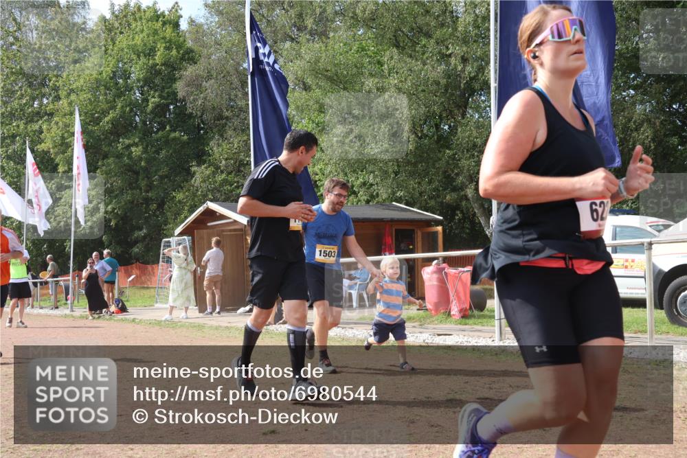 08.09.2024 - Airport Race Strokosch-Dieckow http://msf.ph/oto/6980544 08.09.2024 12:43:23 Ziel 220, 569, 622, 840, 1117, 1205, 1503 meine-sportfotos.de