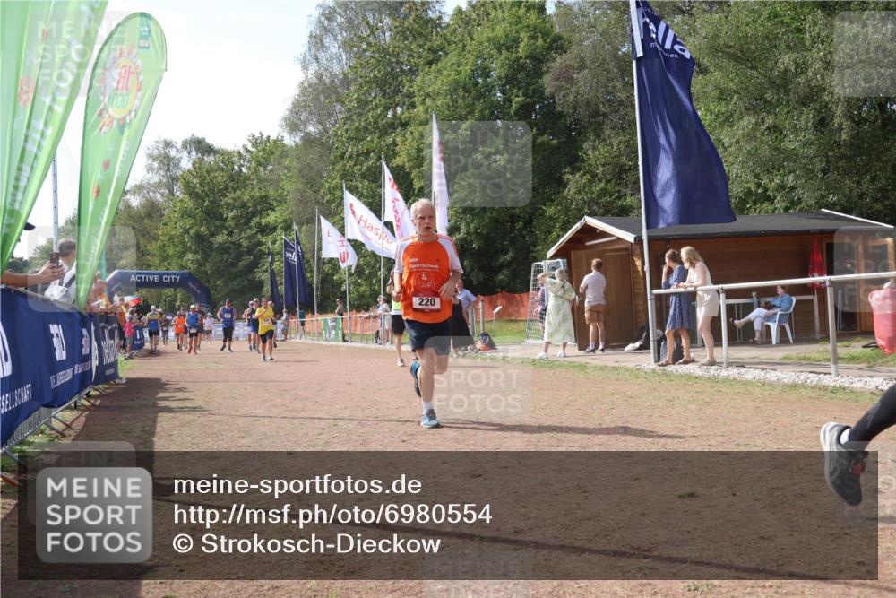08.09.2024 - Airport Race Strokosch-Dieckow http://msf.ph/oto/6980554 08.09.2024 12:43:24 Ziel 220, 557, 560, 569, 622, 840, 1117, 1205, 1503 meine-sportfotos.de