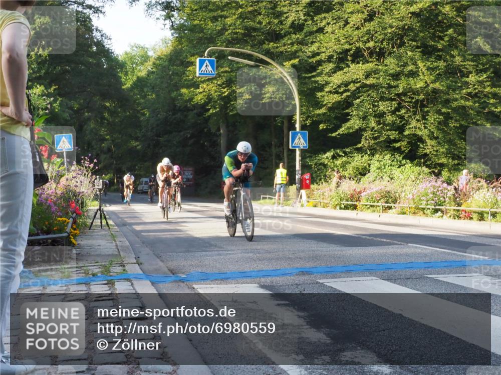 08.09.2024 - Stadtparktriathlon Zöllner http://msf.ph/oto/6980559 08.09.2024 09:03:55 Radfahren 15, 20, 21, 35, 40, 44, 54, 63, 71, 72, 76, 83, 89, 94 meine-sportfotos.de