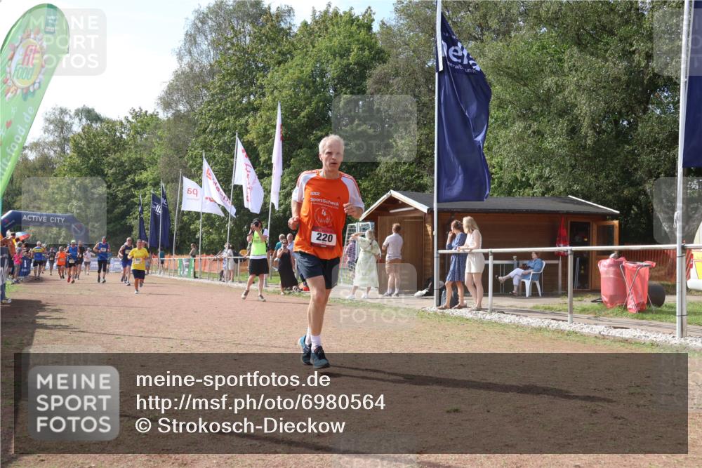 08.09.2024 - Airport Race Strokosch-Dieckow http://msf.ph/oto/6980564 08.09.2024 12:43:25 Ziel 220, 557, 560, 622, 840, 1117, 1205, 1503 meine-sportfotos.de