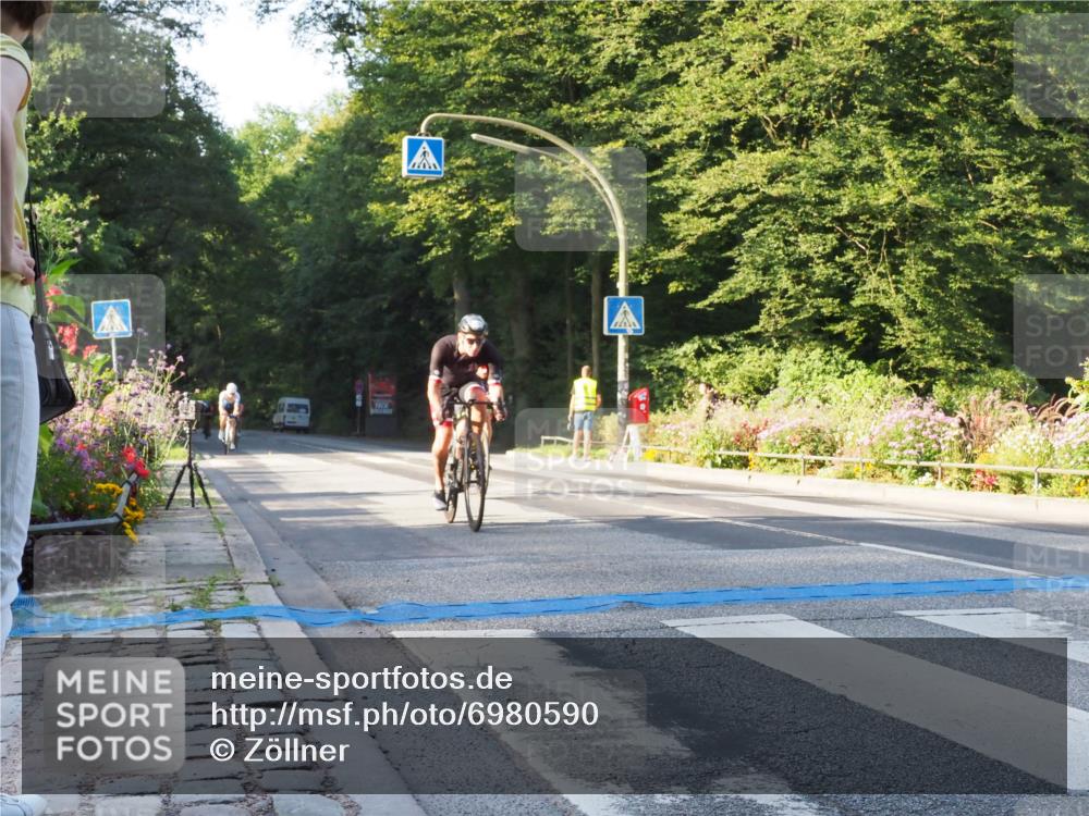 08.09.2024 - Stadtparktriathlon Zöllner http://msf.ph/oto/6980590 08.09.2024 09:03:58 Radfahren 15, 20, 21, 31, 35, 37, 40, 44, 54, 63, 71, 72, 76, 83, 89 meine-sportfotos.de