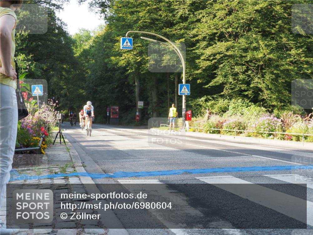 08.09.2024 - Stadtparktriathlon Zöllner http://msf.ph/oto/6980604 08.09.2024 09:03:59 Radfahren 20, 21, 31, 35, 37, 40, 44, 54, 63, 71, 72, 76, 83, 89, 107 meine-sportfotos.de