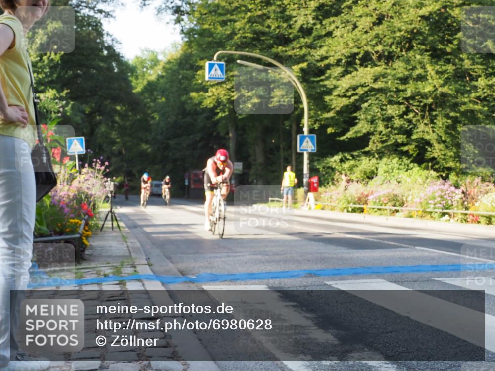 08.09.2024 - Stadtparktriathlon Zöllner http://msf.ph/oto/6980628 08.09.2024 09:04:02 Radfahren 20, 31, 35, 37, 71, 76, 83, 89, 107 meine-sportfotos.de