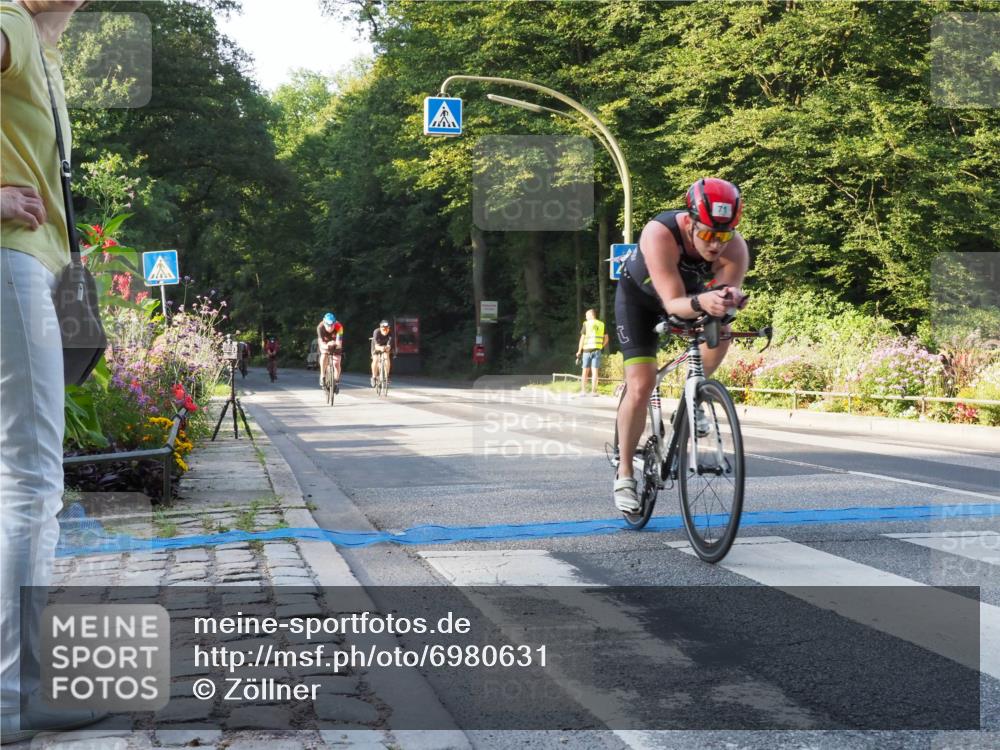 08.09.2024 - Stadtparktriathlon Zöllner http://msf.ph/oto/6980631 08.09.2024 09:04:02 Radfahren 20, 31, 35, 37, 71, 76, 83, 89, 107 meine-sportfotos.de