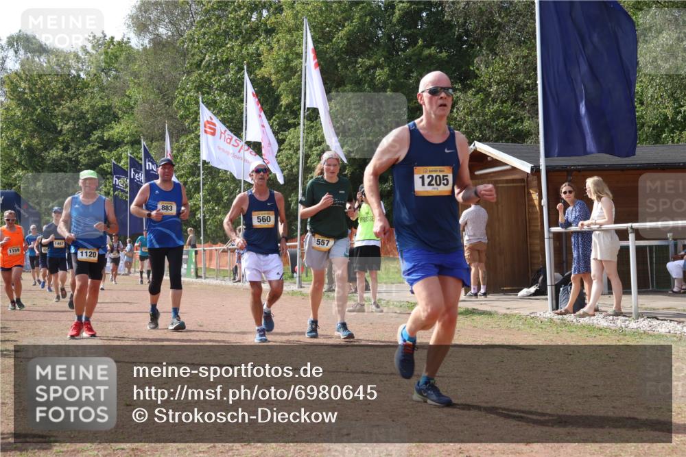 08.09.2024 - Airport Race Strokosch-Dieckow http://msf.ph/oto/6980645 08.09.2024 12:43:32 Ziel 557, 560, 826, 840, 847, 869, 883, 1081, 1120, 1159, 1205, 1467 meine-sportfotos.de
