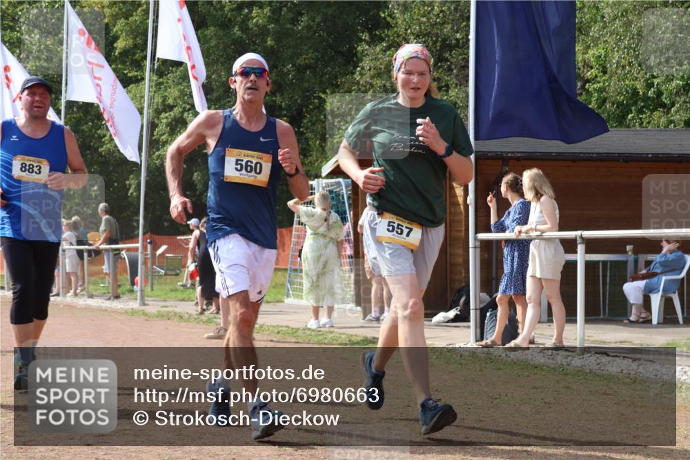 08.09.2024 - Airport Race Strokosch-Dieckow http://msf.ph/oto/6980663 08.09.2024 12:43:33 Ziel 557, 560, 805, 826, 847, 869, 883, 1059, 1081, 1120, 1159, 1205, 1304, 1467 meine-sportfotos.de