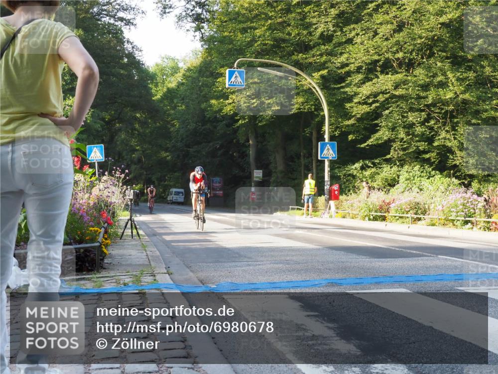 08.09.2024 - Stadtparktriathlon Zöllner http://msf.ph/oto/6980678 08.09.2024 09:04:12 Radfahren 23, 55, 107, 113, 117, 128 meine-sportfotos.de