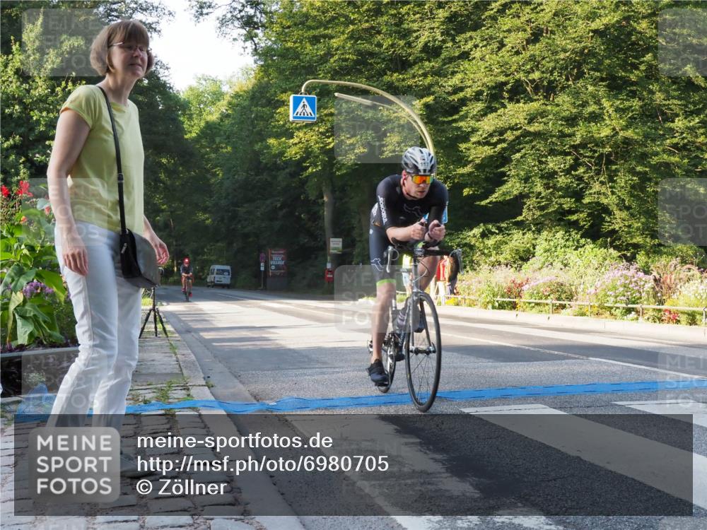 08.09.2024 - Stadtparktriathlon Zöllner http://msf.ph/oto/6980705 08.09.2024 09:04:20 Radfahren 23, 117, 119, 128 meine-sportfotos.de