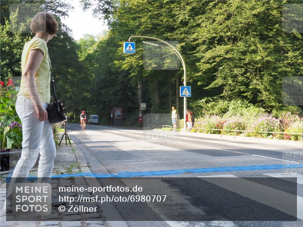 08.09.2024 - Stadtparktriathlon Zöllner http://msf.ph/oto/6980707 08.09.2024 09:04:21 Radfahren 23, 97, 117, 119, 128 meine-sportfotos.de