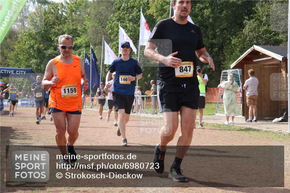 08.09.2024 - Airport Race Strokosch-Dieckow http://msf.ph/oto/6980723 08.09.2024 12:43:36 Ziel 20, 68, 557, 560, 805, 826, 847, 869, 883, 1059, 1081, 1120, 1159, 1188, 1304, 1467 meine-sportfotos.de