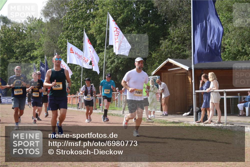 08.09.2024 - Airport Race Strokosch-Dieckow http://msf.ph/oto/6980773 08.09.2024 12:43:39 Ziel 20, 68, 375, 805, 826, 847, 869, 1059, 1081, 1159, 1188, 1304, 1467 meine-sportfotos.de