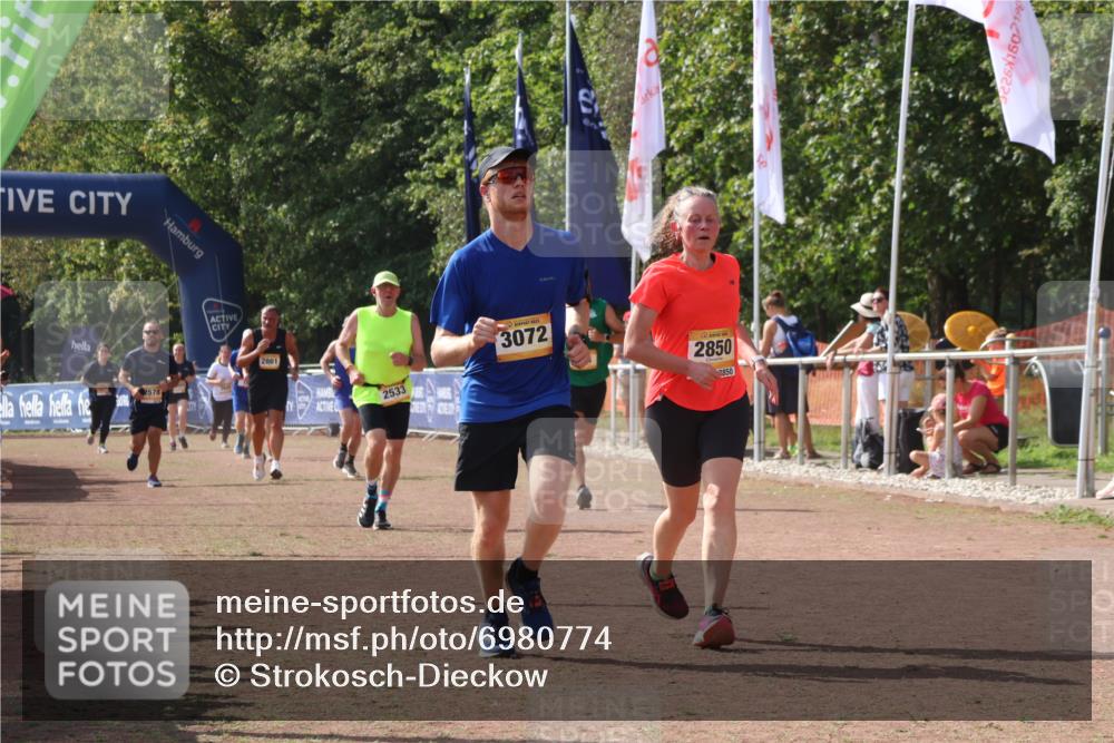 08.09.2024 - Airport Race Strokosch-Dieckow http://msf.ph/oto/6980774 08.09.2024 12:15:42 Ziel 18, 239, 974, 2533, 2850, 2888, 3072, 3150 meine-sportfotos.de