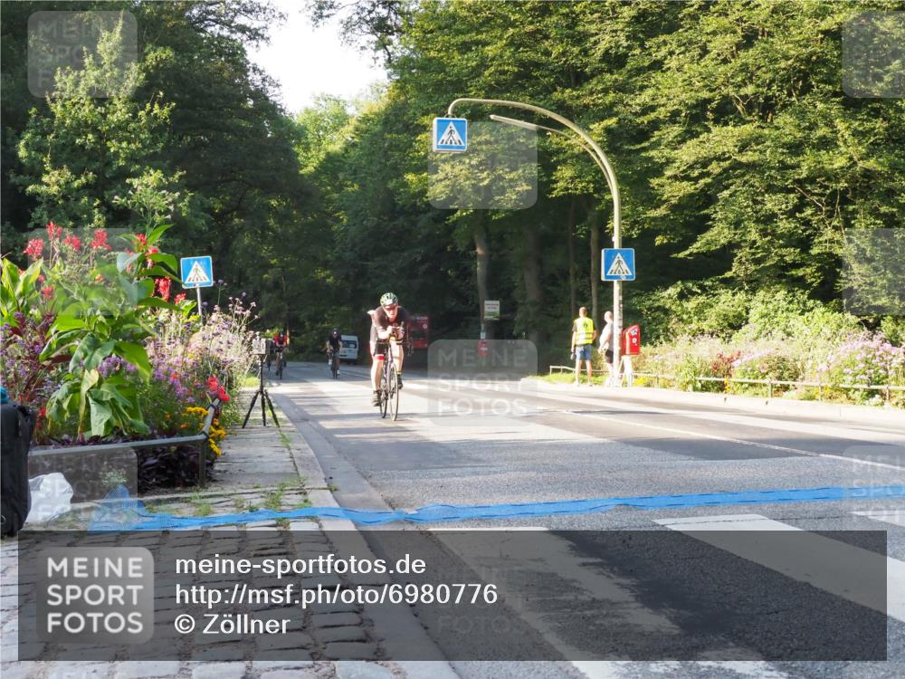 08.09.2024 - Stadtparktriathlon Zöllner http://msf.ph/oto/6980776 08.09.2024 09:04:58 Radfahren 27, 57, 69, 74, 85, 87, 116, 121, 124 meine-sportfotos.de