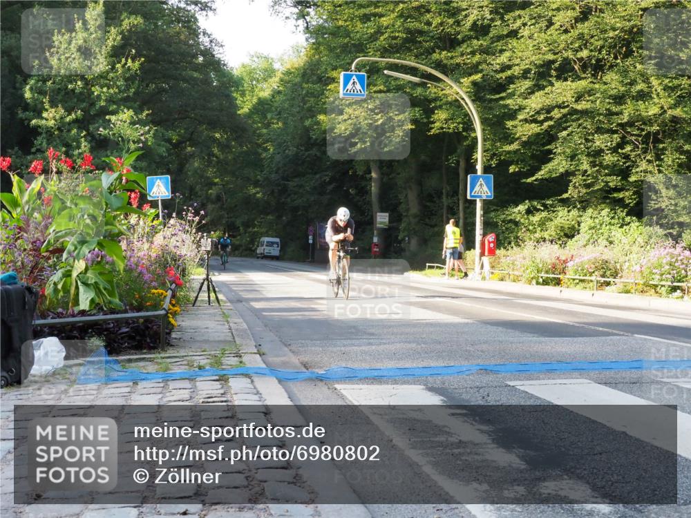 08.09.2024 - Stadtparktriathlon Zöllner http://msf.ph/oto/6980802 08.09.2024 09:05:02 Radfahren 27, 74, 85, 121, 124 meine-sportfotos.de