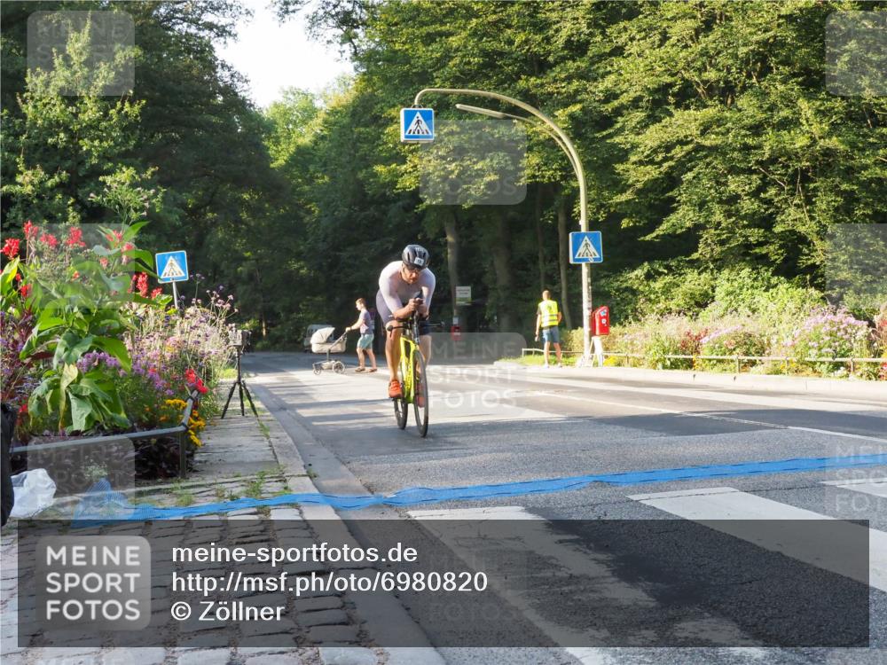 08.09.2024 - Stadtparktriathlon Zöllner http://msf.ph/oto/6980820 08.09.2024 09:05:20 Radfahren 18, 42 meine-sportfotos.de