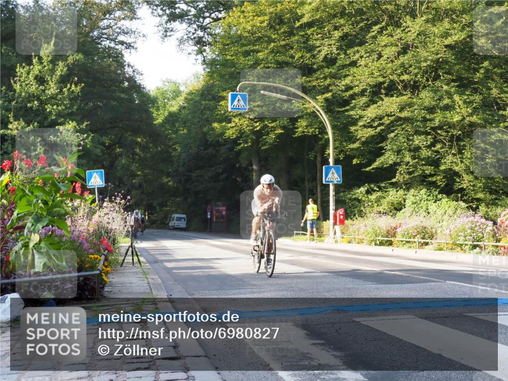 08.09.2024 - Stadtparktriathlon Zöllner http://msf.ph/oto/6980827 08.09.2024 09:05:28 Radfahren 4, 30, 42, 45, 104 meine-sportfotos.de