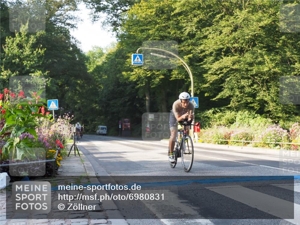 08.09.2024 - Stadtparktriathlon Zöllner http://msf.ph/oto/6980831 08.09.2024 09:05:29 Radfahren 4, 30, 42, 45, 104 meine-sportfotos.de