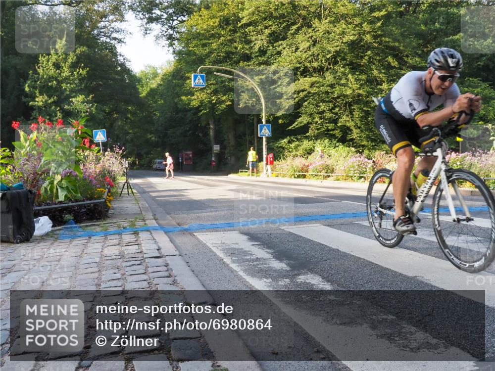 08.09.2024 - Stadtparktriathlon Zöllner http://msf.ph/oto/6980864 08.09.2024 09:05:54 Radfahren 60 meine-sportfotos.de