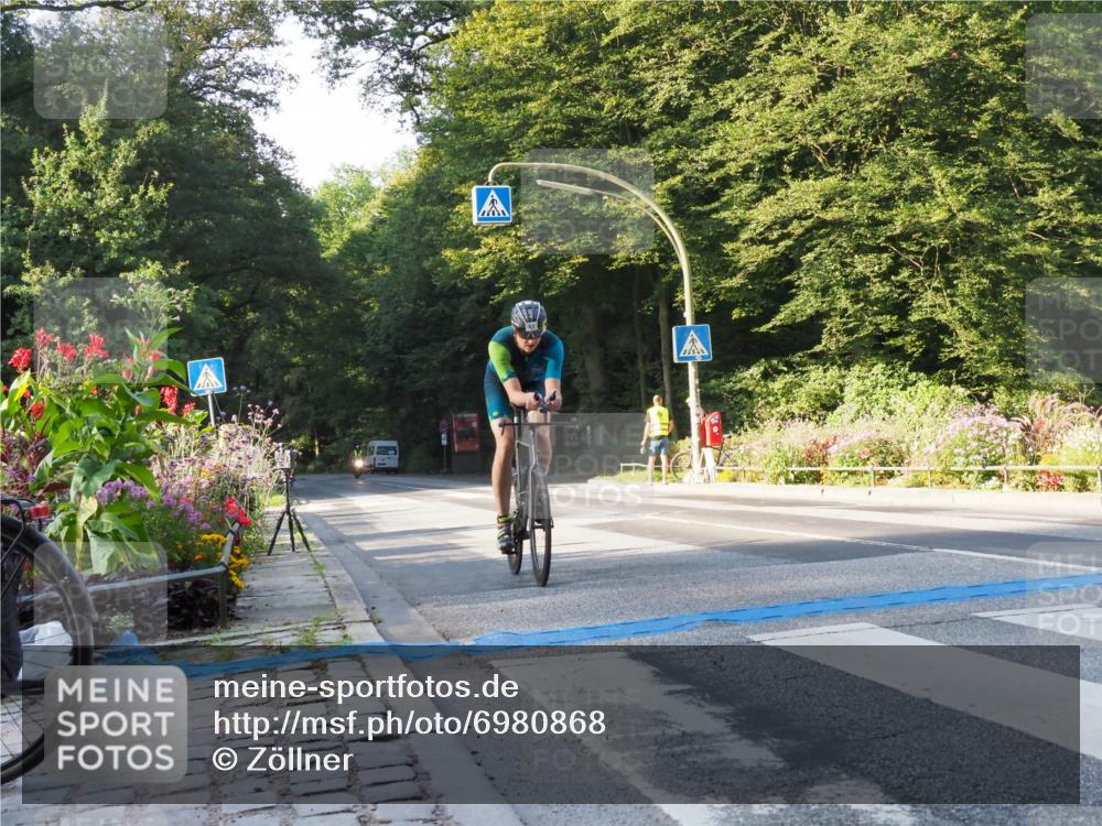 08.09.2024 - Stadtparktriathlon Zöllner http://msf.ph/oto/6980868 08.09.2024 09:06:08 Radfahren 3, 11, 61 meine-sportfotos.de