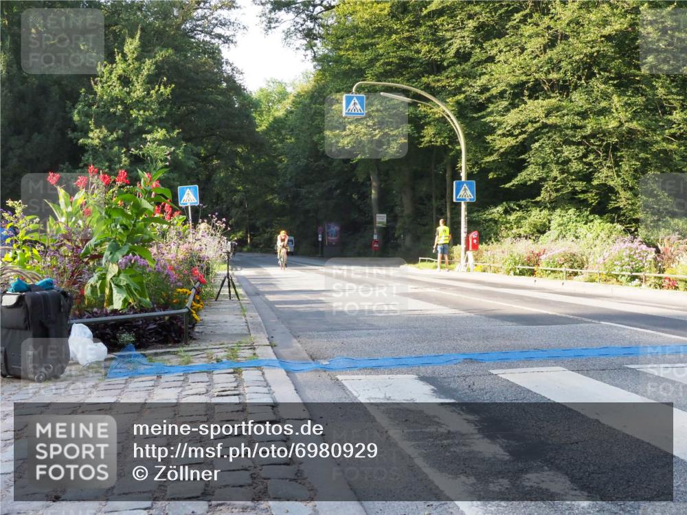 08.09.2024 - Stadtparktriathlon Zöllner http://msf.ph/oto/6980929 08.09.2024 09:07:26 Radfahren 86, 106, 122 meine-sportfotos.de