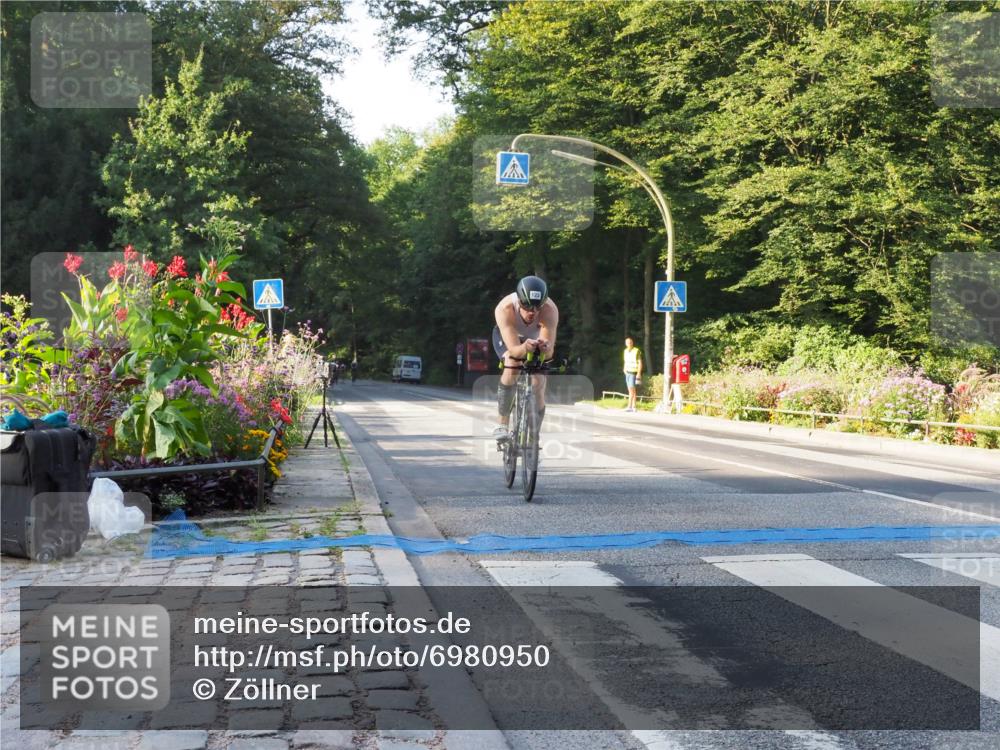 08.09.2024 - Stadtparktriathlon Zöllner http://msf.ph/oto/6980950 08.09.2024 09:07:33 Radfahren 1, 5, 6, 49, 59, 65, 122, 126 meine-sportfotos.de