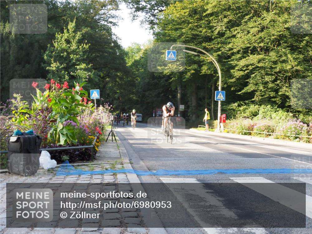 08.09.2024 - Stadtparktriathlon Zöllner http://msf.ph/oto/6980953 08.09.2024 09:07:39 Radfahren 1, 5, 6, 14, 49, 59, 65, 126 meine-sportfotos.de