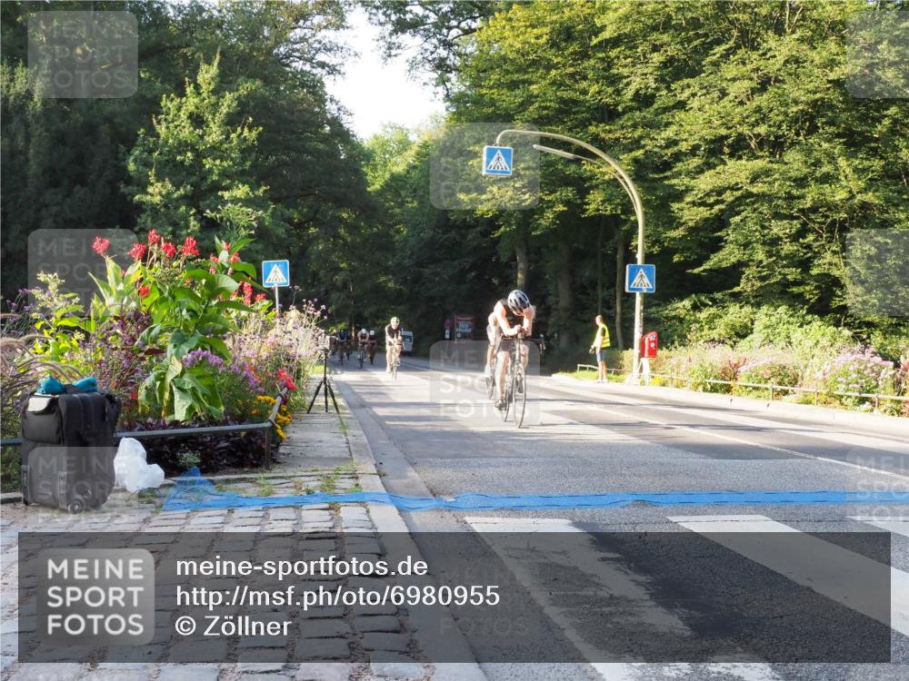 08.09.2024 - Stadtparktriathlon Zöllner http://msf.ph/oto/6980955 08.09.2024 09:07:39 Radfahren 1, 5, 6, 14, 49, 59, 65, 126 meine-sportfotos.de