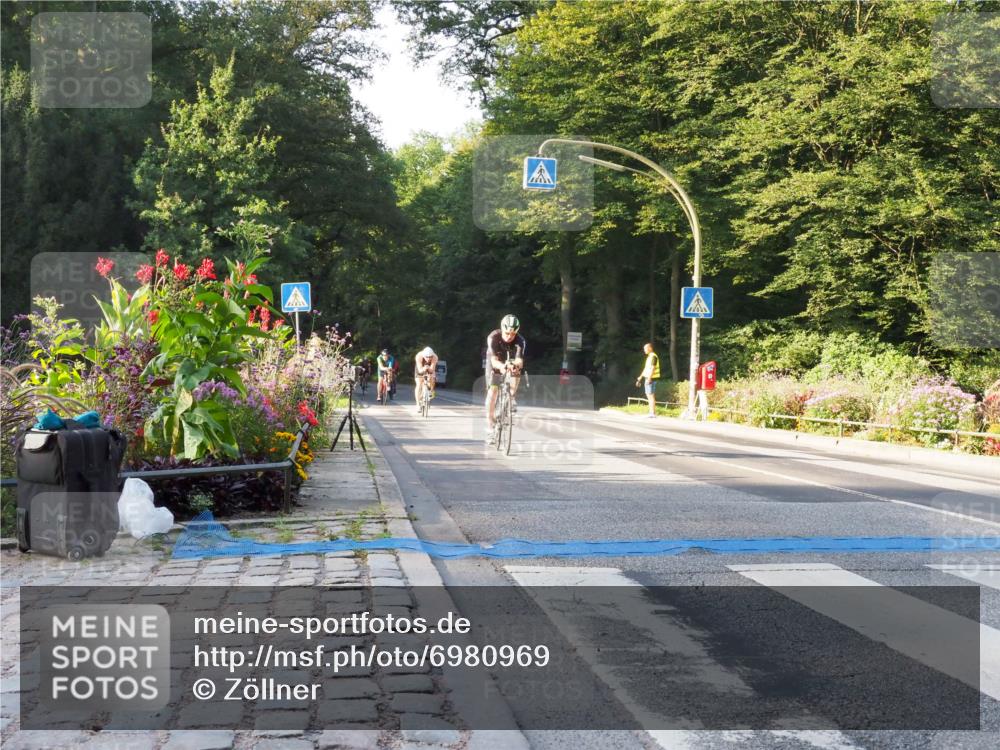 08.09.2024 - Stadtparktriathlon Zöllner http://msf.ph/oto/6980969 08.09.2024 09:07:40 Radfahren 1, 5, 6, 14, 49, 59, 65, 126 meine-sportfotos.de