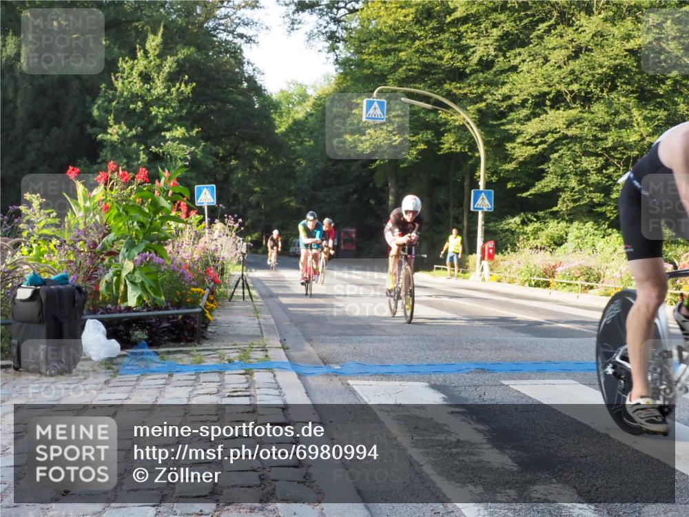 08.09.2024 - Stadtparktriathlon Zöllner http://msf.ph/oto/6980994 08.09.2024 09:07:42 Radfahren 1, 5, 6, 14, 49, 59, 65, 126 meine-sportfotos.de