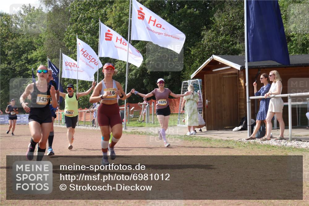 08.09.2024 - Airport Race Strokosch-Dieckow http://msf.ph/oto/6981012 08.09.2024 12:44:04 Ziel 416, 440, 838, 929, 934, 1063, 1103, 1139, 1408, 1429, 1529, 3133 meine-sportfotos.de